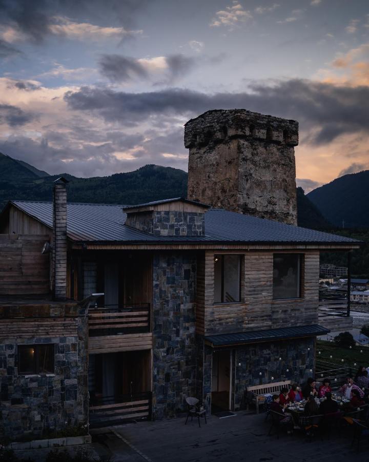 Hotel Old House Mestia Exterior photo